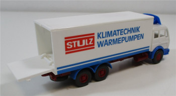 Wiking H0 1/87 MB Koffer-LKW mit Laderampe "Stulz"  (13/16)