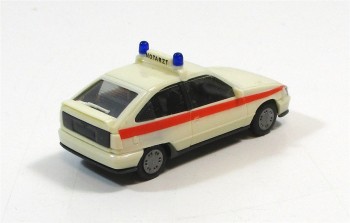 Herpa H0 1/87 Opel Kadett als Notarzt cremeweiß / rot