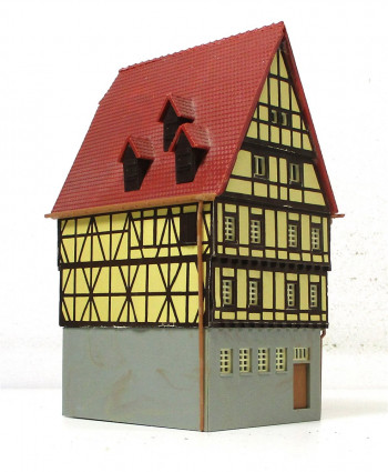 Fertigmodell N Fachwerkhaus/Altstadthaus mit Erker (HN-0364F)