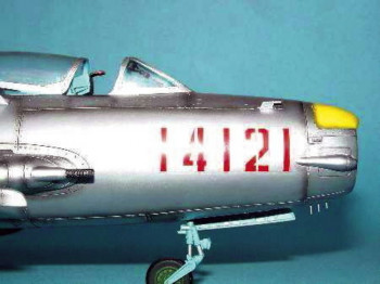 Trumpeter 1:32 2209 MiG-19 PM Farmer E/Shenyang F-6B