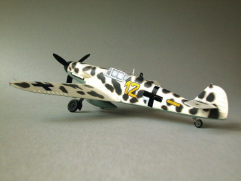 Easy Model 1:72 37254 P-40E Tomahawk 154IAP 1942