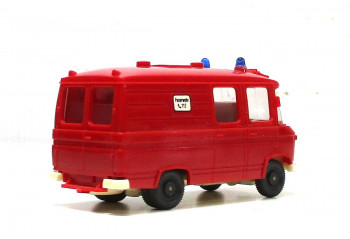 Modellauto H0 LKW (2) Wiking MB Kastenwagen Feuerwehr