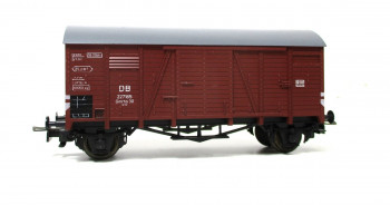 Liliput H0 (2) 25300 gedeckter Güterwagen 277 165 DB (823H)