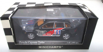 Modellauto 1:43 Minichamps 061082 Porsche Cayenne IMSA Medical Car OVP (5117h)