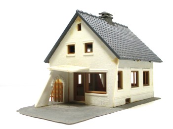 Fertigmodell H0 Pola Wohnhaus Siedlungshaus (H0-0855h)