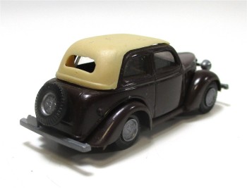 Modellauto H0 1/87 PKW Praline Ford Eifel (26-42)