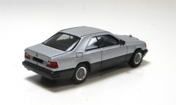 Automodell H0 1/87 Herpa PKW Mercedes-Benz 300 CE (22/71)