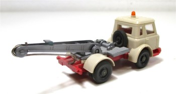 Automodell H0 1/87 Wiking LKW Abschleppwagen International (32-57)