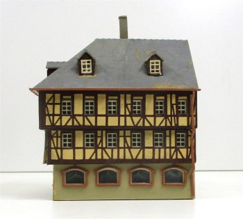 Fertigmodell Spur N Kibri Fachwerkeckhaus