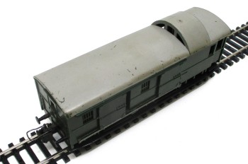 Trix Express H0 3302 2-achsiger Packwagen  o.OVP (1133K)