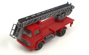 Wiking 1/87 MB 1317 Hebebühnen-LKW rot o. OVP (Spur H0)(103-6)