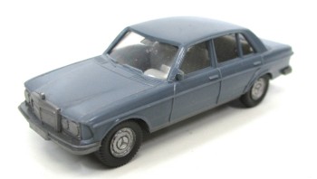 Wiking H0 1/87 Mercedes Benz 240D grau PKW-Modell o. OVP (99-11)