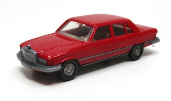 Wiking H0 1/87 Mercedes B. 450 SE rot PKW-Modell o. OVP  (75-12)