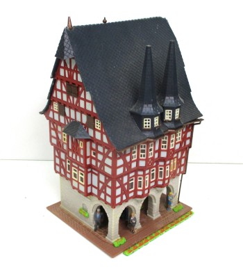 Spur H0 Faller 936 Kleinstadt-Fachwerkhaus Fertigmodell 