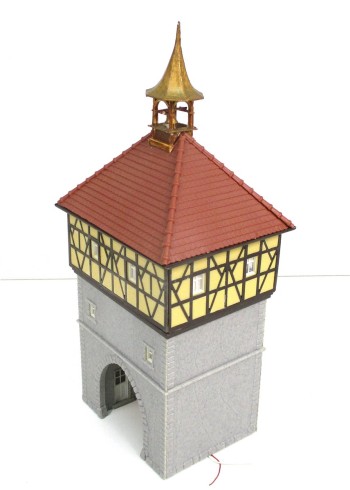 Spur H0 Stadttor mit Glockenturm Fertigmodell 