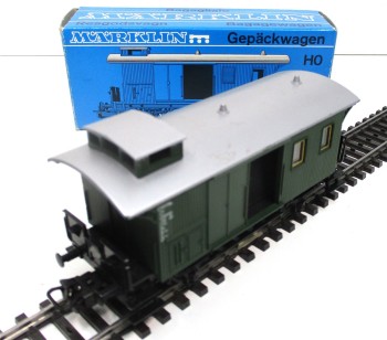 Märklin H0 4008 2-achsiger Nebenbahn-Gepäckwagen o.OVP (1138k)