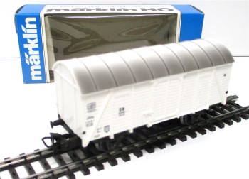 Märklin H0 4410 gedeckter Güterwagen weiß DB OVP (1144k)