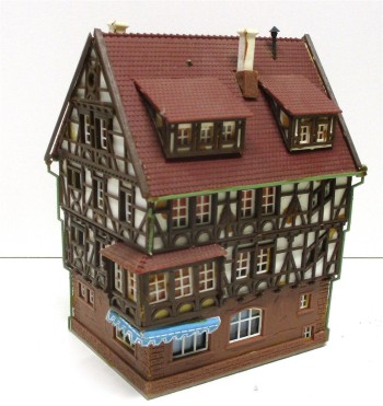 Spur N  Fertigmodell Stadthaus von  Vollmer Fachwerkhaus mit Erker