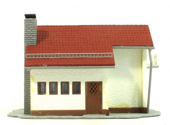 Spur HO Fertigmodell Einfamilienhaus (H0209)