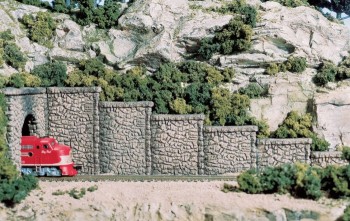 Woodland Scenics WC1161  N RETAIN WALL - Stützmauer Bruchstein 