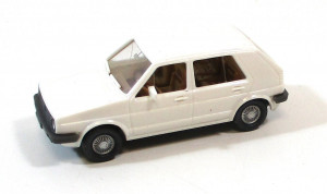 Spur H0 1/87 Wiking  PKW VW Golf Limousine weiß (18/69)