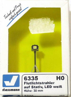 Viessmann 6335 H0 Flutlichtstrahler auf Stativ LED weiss OVP - NEU