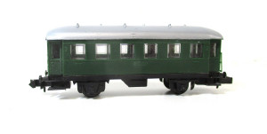Arnold / Rapido N 0308 Nebenbahnwagen Personenwagen 2.KL (6525F)