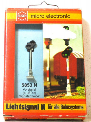 Busch N Electronic 5853 Vorsignal mit 4 LED's - OVP (Z182-3F)