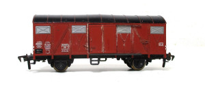 Fleischmann H0 1470 gedeckter Güterwagen EUROP 251612 DB (4116F)