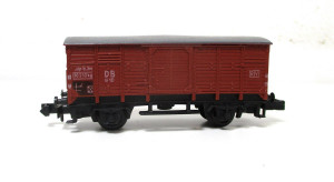 Arnold N 0462 gedeckter Güterwagen G 10 DB (5674F)