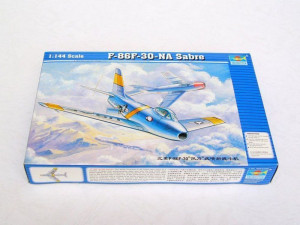 Trumpeter 1:144 1320 North American F-86 F-30 Sabre