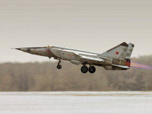 ICM 1:72 72172 MiG-25 RBT,Soviet Reconnaissance Plane (100% new molds)