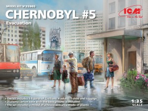 ICM 1:35 35905 Chernobyl#5. Extraction (4 adults, 1 child and luggage) (100% new molds)