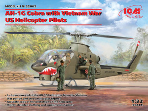 ICM 1:32 32062 AH-1G Cobra with Vietnam War US Helicopter Pilots