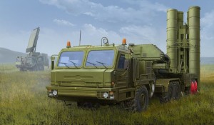 Hobby Boss 1:35 85517 Russian BAZ-64022 with 5P85TE2 TEL S-400