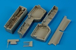 Aires 1:32 2182 F-14 Tomcat wheel bay for Trumpeter