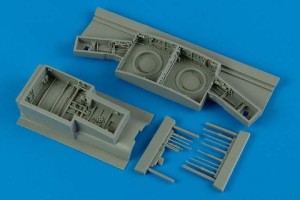 Aires 1:32 2165 F-86F Sabre wheel bay for Kinetic/Ital.