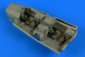 Aires 1:32 2240 Panavia Tornado GR.1 cockpit set for Revell