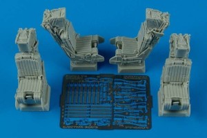 Aires 1:48 4401 M.B. GRUEA-7 (EA-6B) ejection seats