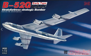 Modelcollect 1:72 UA72207 B-52G early type U.S.A.F stratofortress strategic bomber Broken Arrow1966 w.B-28