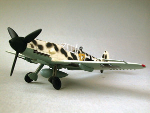 Easy Model 1:72 37254 P-40E Tomahawk 154IAP 1942