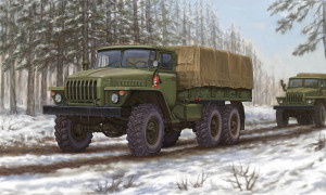 Trumpeter 1:35 1012 Russian URAL-4320 Truck