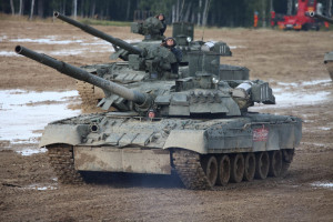 Trumpeter 1:35 9579 Russian T-80UE-1 MBT
