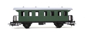 Piko H0 Personenwagen in Grün (4517G)