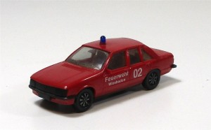 Automodell H0 (2) Herpa Opel Rekord Berlina Feuerwehr 