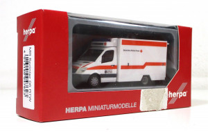 Modellauto H0 1/87 Herpa 047623 MB Sprinter RTW RD Fulda