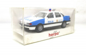 Modellauto H0 1/87 Herpa (1) 041737 VW Passat Limousine Polizei