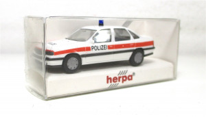 Modellauto H0 1/87 Herpa 041812 Opel Vectra Stufenheck Polizei