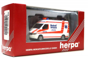 Modellauto H0 1/87 Herpa 044011 MB Sprinter RTW Stadler Freyung