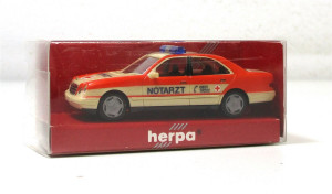 Modellauto H0 1/87 Herpa 043892 Mercedes E200 BRK Passau Notarzt 